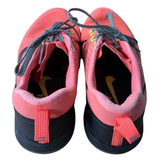 Nike Women’s Training Sneakers Coral Pink Black Athletic Shoes Size 9.5 - Picture 3 of 5